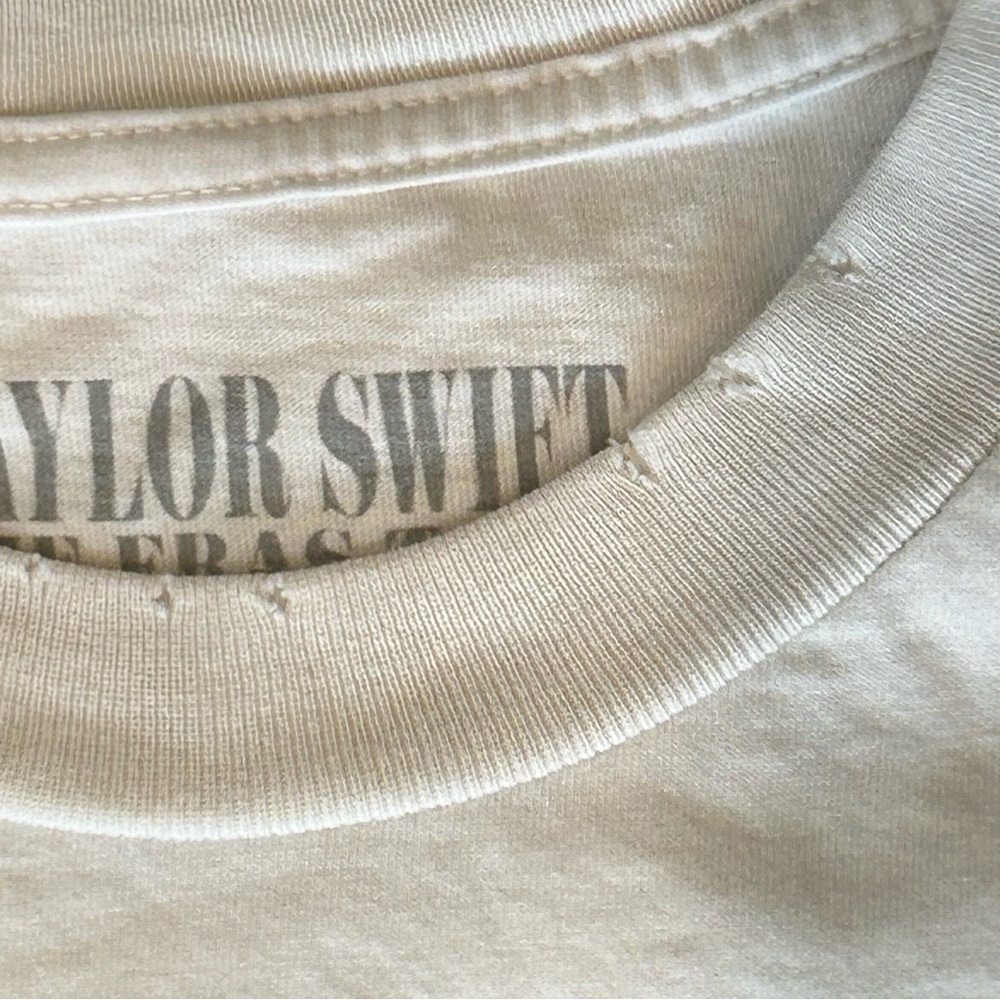 Taylor Swift The Eras Tour Official Merchandise - Crew Neck Tour Tee Size 3XL - Picture 5 of 8